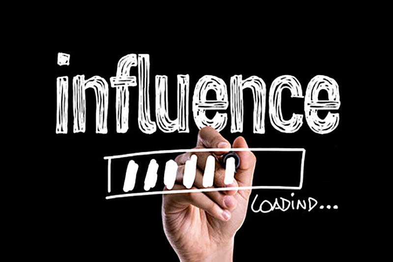 Influenceurs de tous bords, indignez-vous ! Influenceurs de tous bords, indignez-vous !